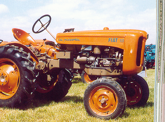 Tractor FIAT 211 R