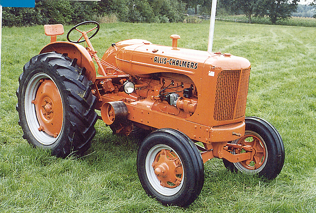 Tractor ALLIS-CHALMERS WF