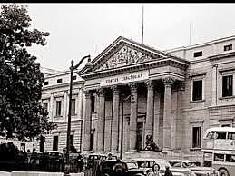 Ley constitutiva de las Cortes