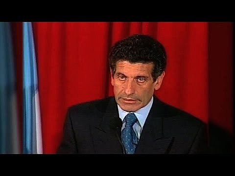 Renuncia de Chacho Álvarez a la vicepresidencia