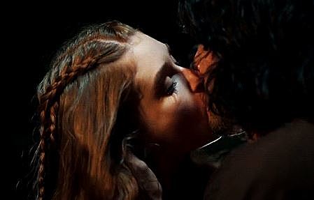 Étienne and Thyra's first real kiss, Ronan gives away his sealskin