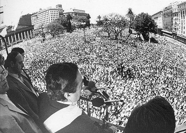 La vuelta de la DEMOCRACIA