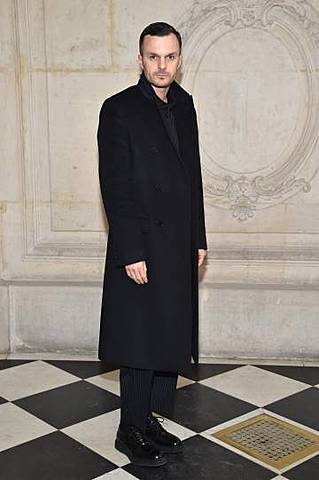 Llegada de Kris Van Assche