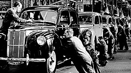 Timeline: Timeline with Attitude (1914-1929)