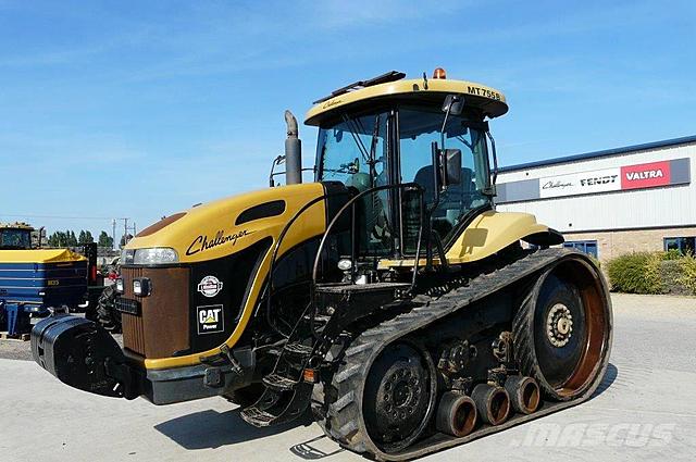 Tractor CHALLENGER MT 755