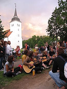 Viljandi pärimusmuusika festival -  Eesti Riiklik Kultuuripreemia 2004