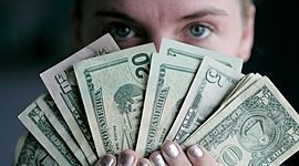 Timeline: A pénz története