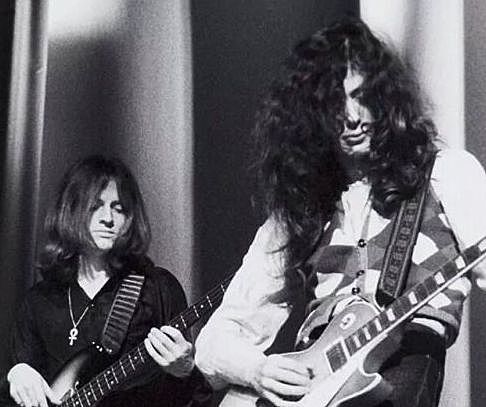John Paul Jones joins Jimmy Page