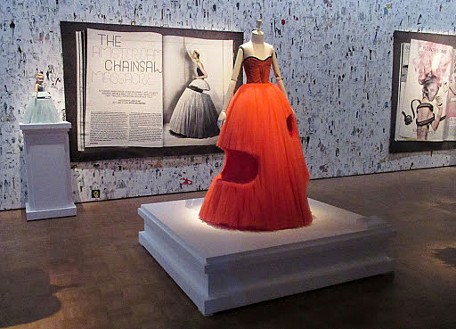 Viktor & Rolf: Fashion artists 25 years