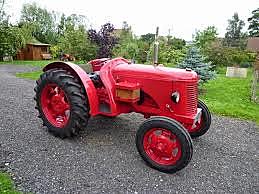 Tractor con neumaticos