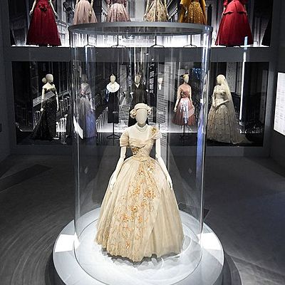 Timeline: mostre e concerti