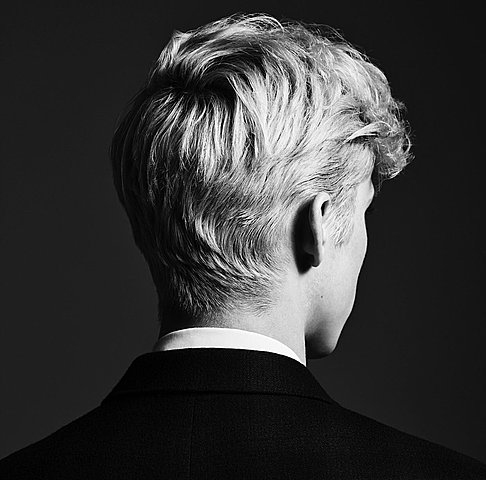 Troye lanza su álbum: Bloom