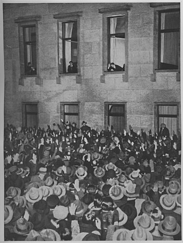 Hitler y los Nazis llegan al poder en Alemania
