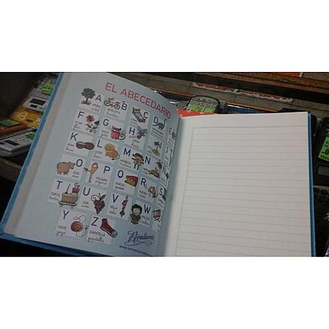 Ausencia de nuevas tecnologías durante este período, en la escuela apenas si podíamos comprar algunos manuales.