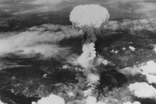 Atomic Bomb: Hiroshima & Nagasaki