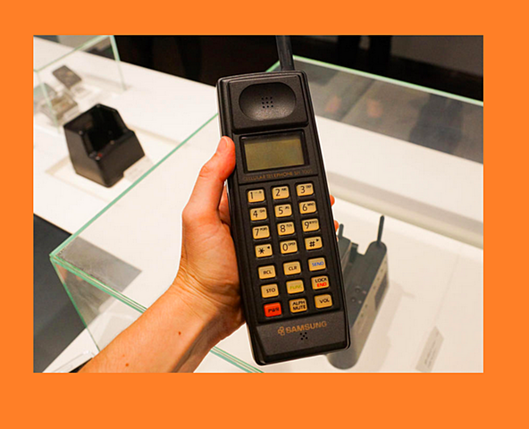 El primer teléfono Movil