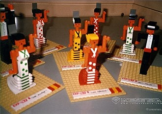 Gerard (1969) La Red Son Estructuras Pequeñas, Piezas de Meccano