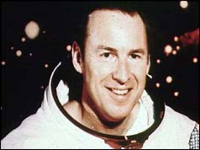14 Apr  1970: Critical explosion cripples Apollo 13