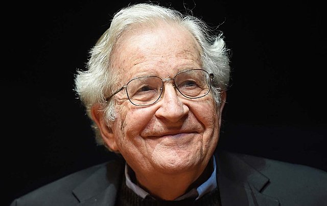 Avram Noam Chomsky