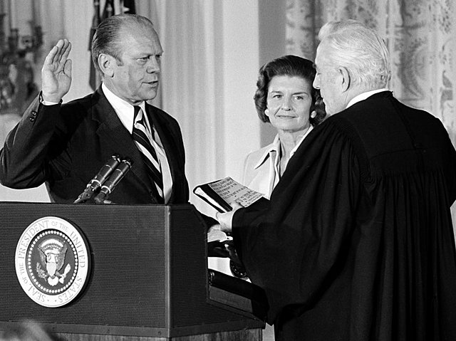 Ford is sworn in as president
