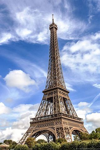 TORRE EIFFEL