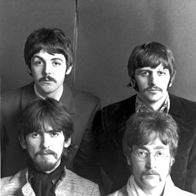 Timeline: The albums and singles of the Beatles. Marta Gonzalez 2n B