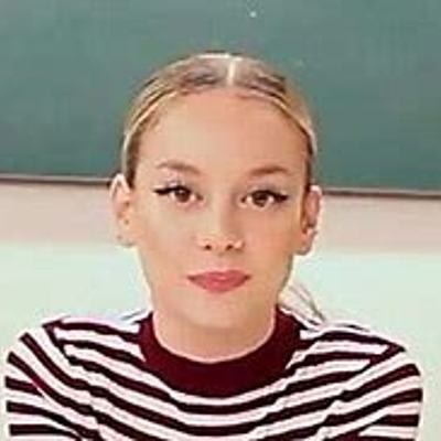 Timeline: ESTER EXPOSITO