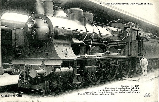La locomotive 230