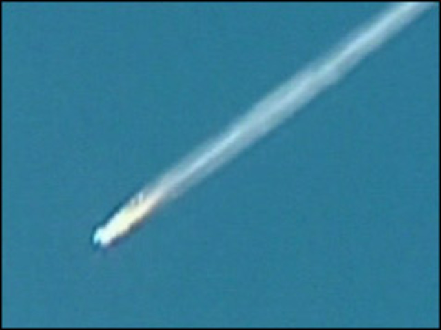 Columbia shuttle disintegrates killing seven