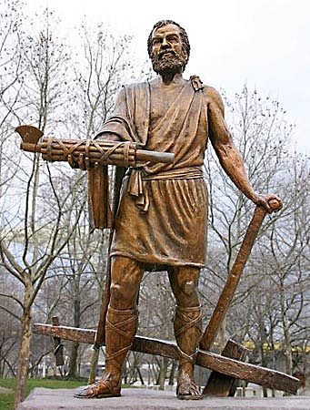 Rome: Cincinnatus serves as dictator for 17 days