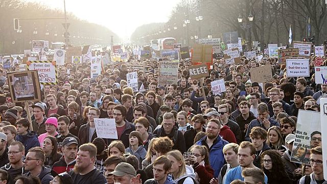 Marcha de la Revolución Pacífica.