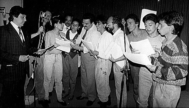 Nacen las radionovelas en Colombia