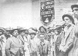 Los Nazis toman el control de los sindicatos