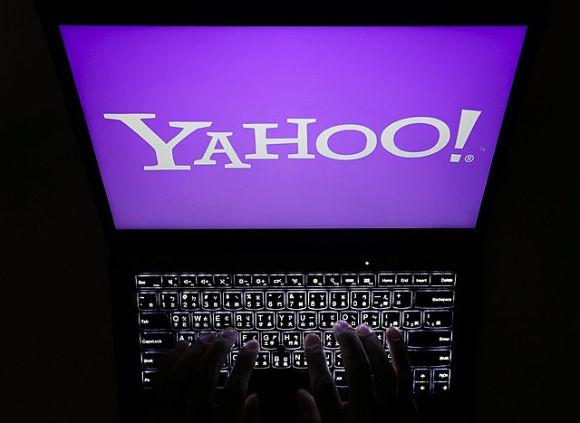YAHOO HACKEADO