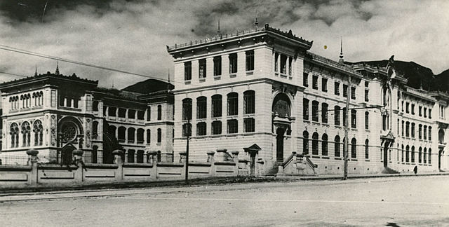 Instituto pedagógico nacional en bogotá