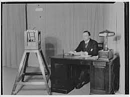 Første radiokringkasting i Skandinavia