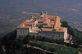 San Benedetto fonda il Monastero di Montecassino