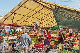Je suis allé à la plage hier.