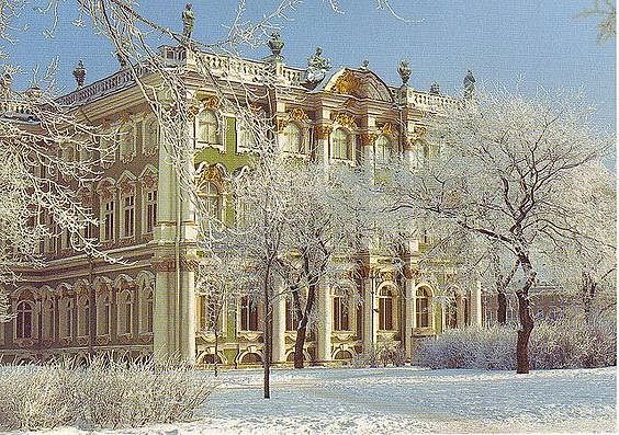 Henrik and entourage arrives in Rhazov