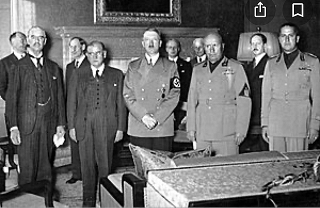 CONFERENCIA DE MÚNIC