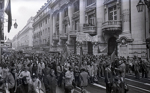 Economia (Nacionalização)