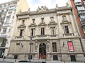 Se crea la real Academia de Cirugía