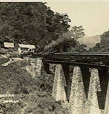 1873: INAUGURACIÓN DE LA VÍA FÉRREA MÉXICO-VERACRUZ.