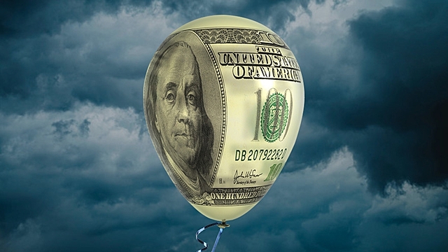 Se escapa el dólar y otra vez cepo