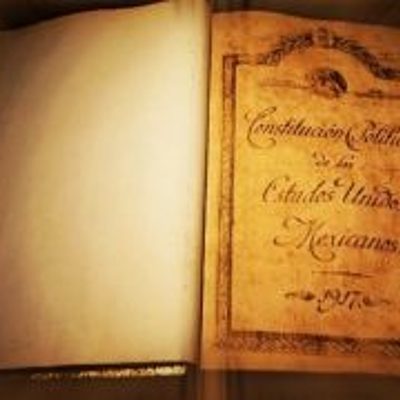 Timeline: las constituciones de México