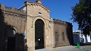 Les execucions i l’exili: busca informació sobre el cementeri de Paterna i què va ocórrer allà durant els anys posteriors a la Guerra civil.