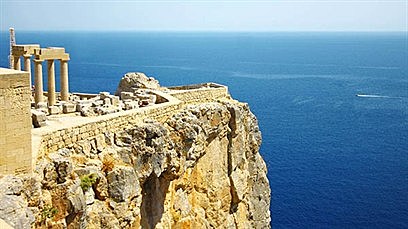 Rodas cae bajo el dominio de Roma