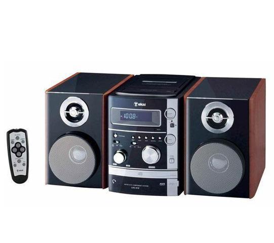 Aparato reproductor de casettes y CDs