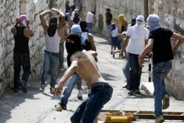 First intifada Palestinian teens throw stones, attack israeli troops