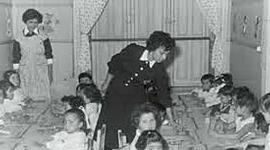 Timeline: ORÍGENES DE LOS JARDINES INFANTILES